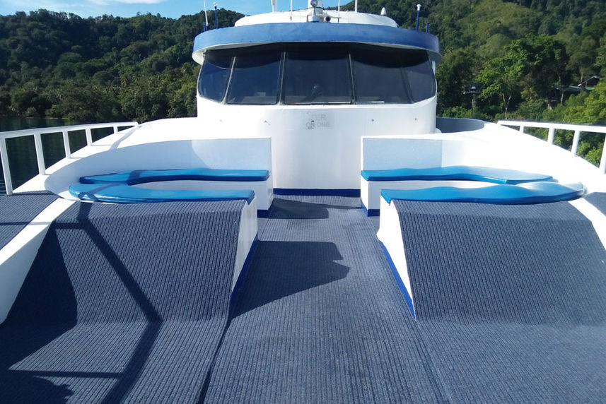 Sun Deck - Spirit of Niugini