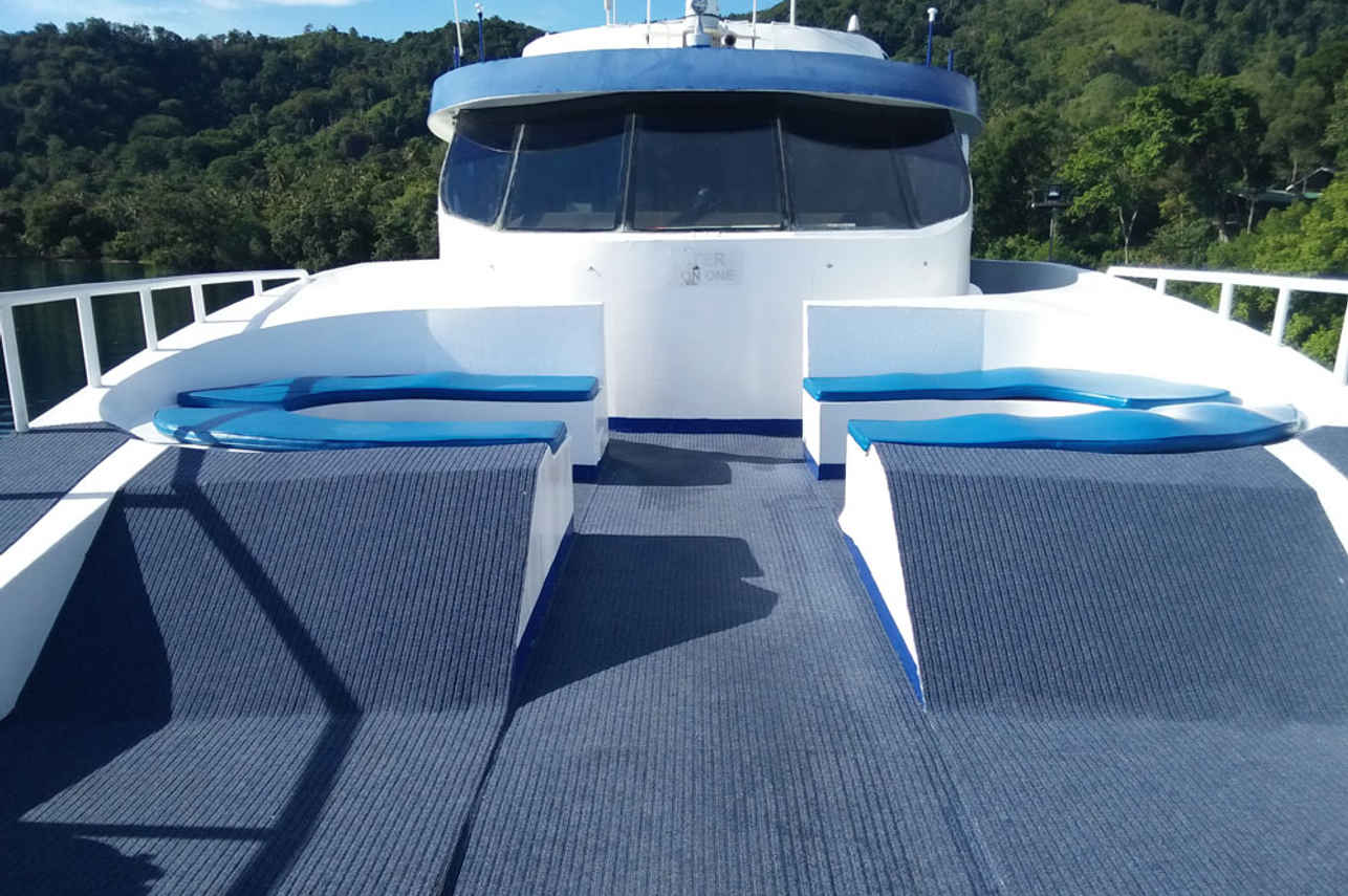 Sun Deck - Spirit of Niugini