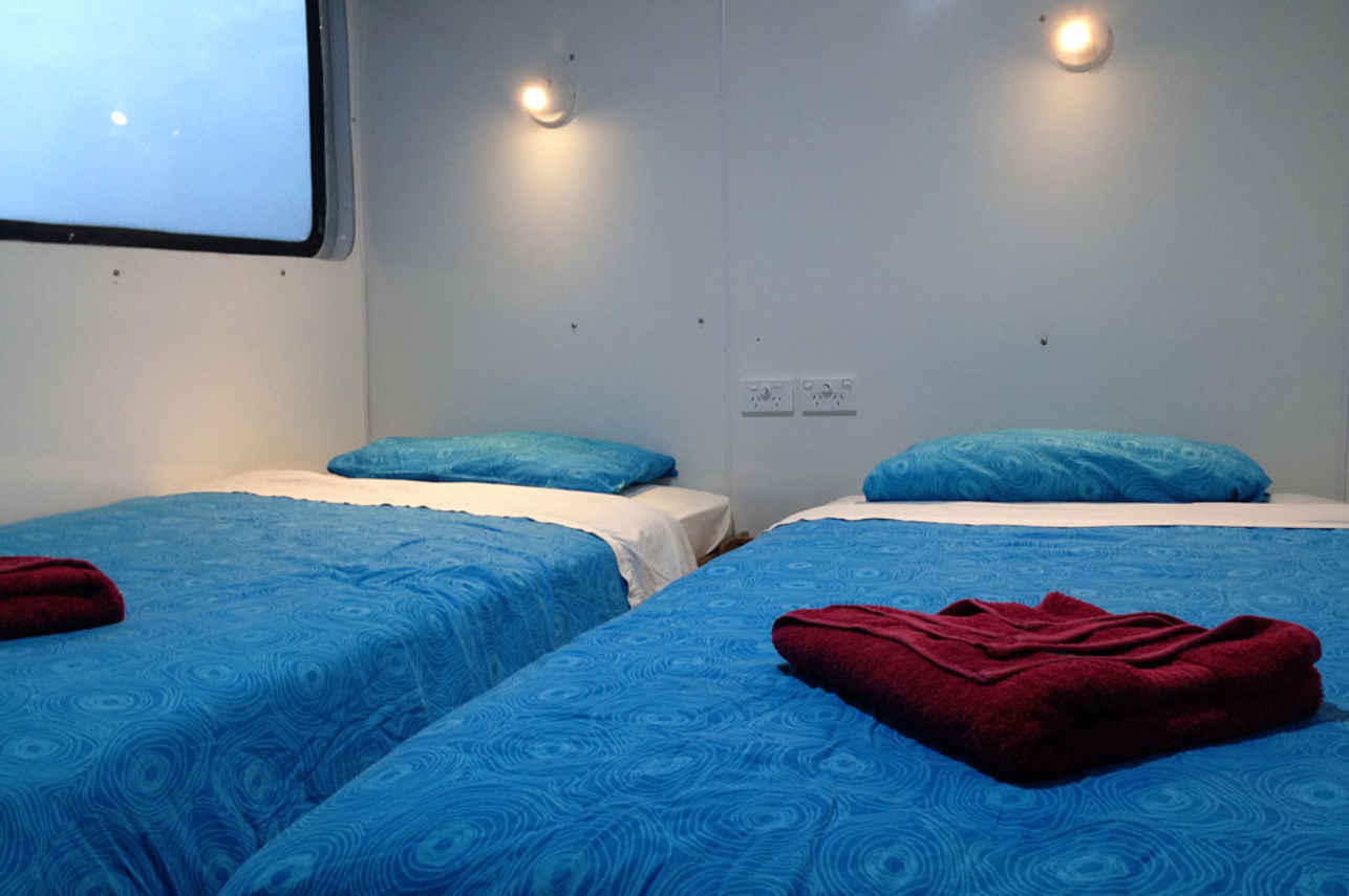 Twin Cabin - Spirit of Niugini