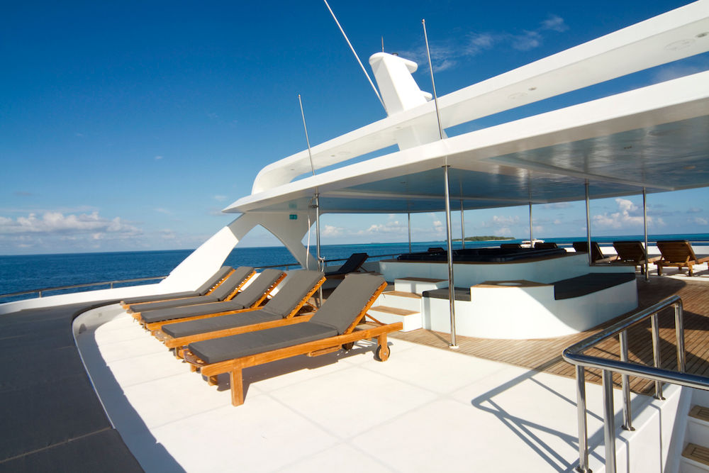 Sun Deck - Ocean Sapphire