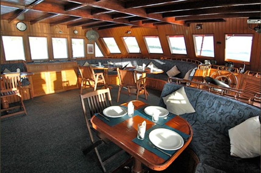 Indoor Salon - M/V Sea Spirit