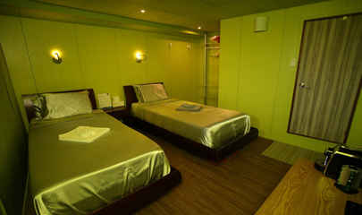 Deluxe Cabins
