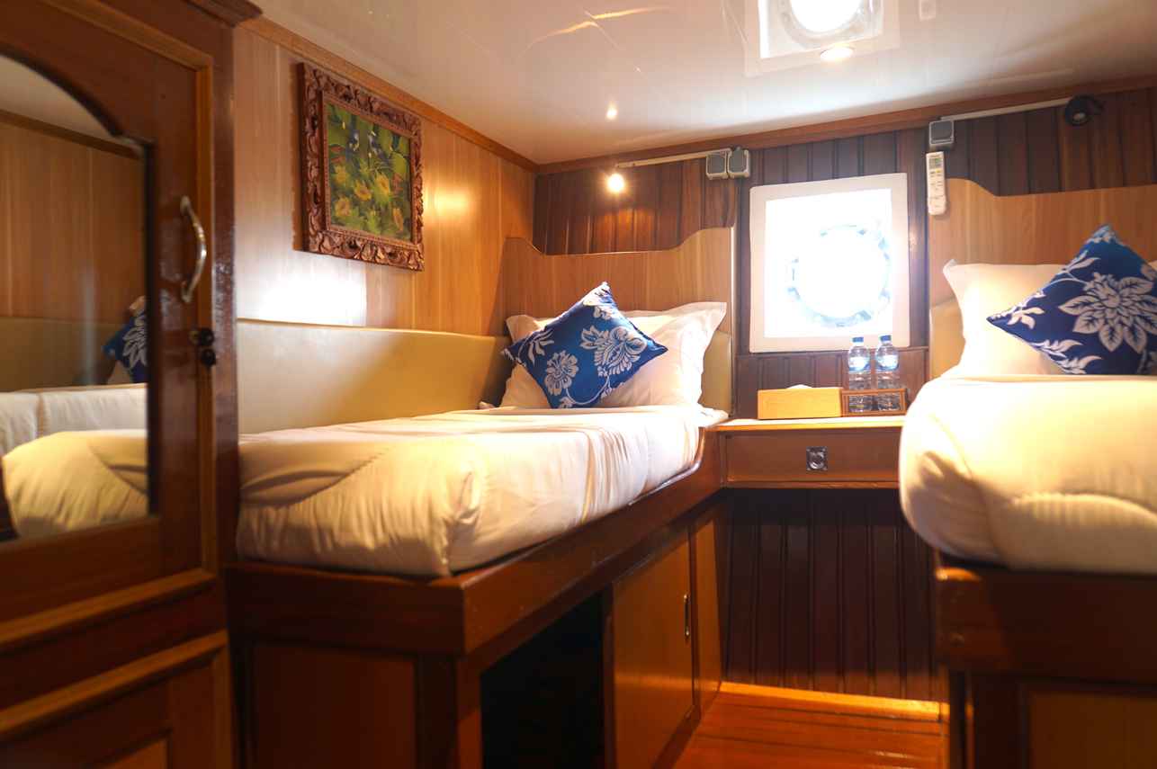 Hut met twee eenpersoonsbedden - MV Raja Ampat Explorer