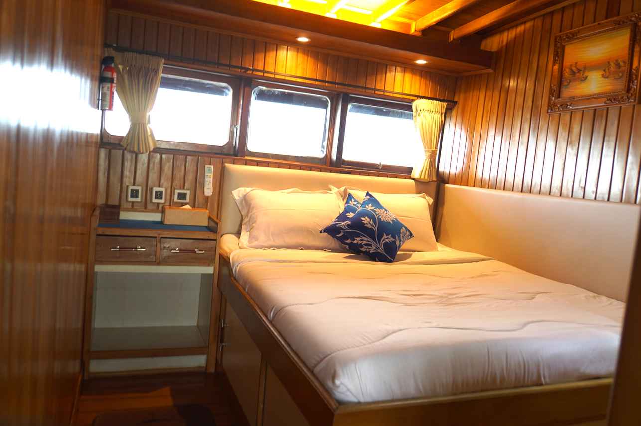 Tweepersoonshut  - MV Raja Ampat Explorer