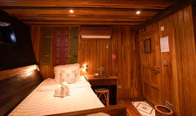 Twin Cabin