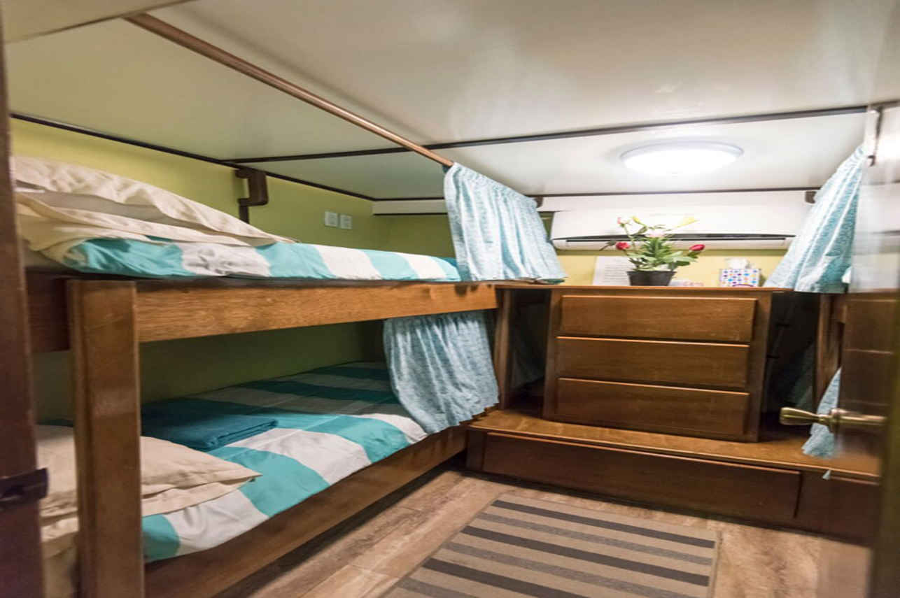 Standard Bunk Cabin - Quino el Guardian