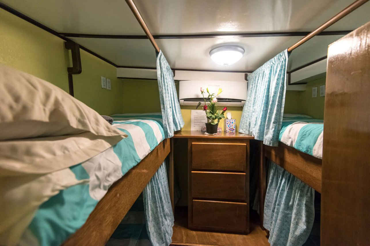 Standard Bunk Cabin - Quino el Guardian