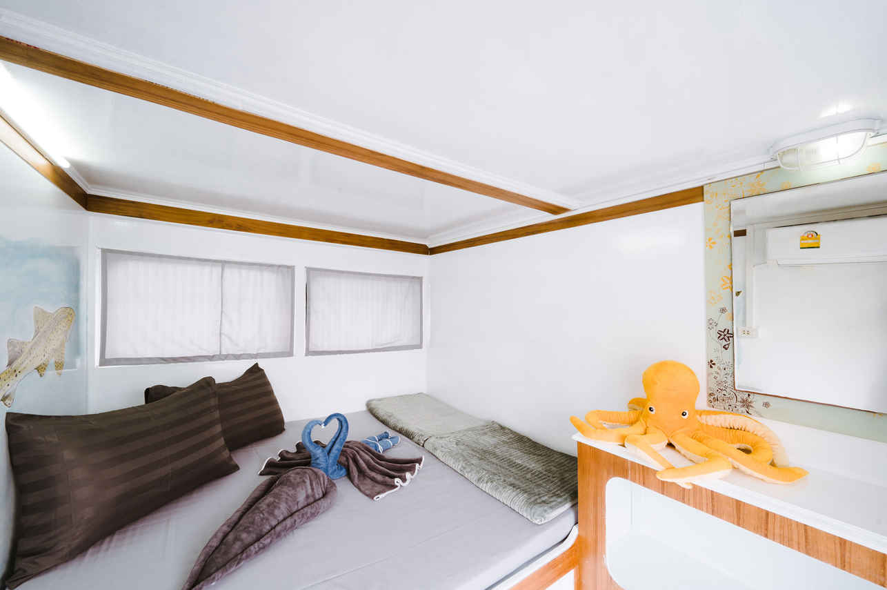 Standard Double Cabin