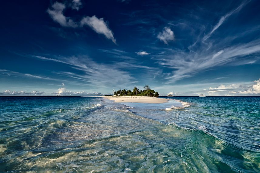 Innafushi - uninhabited island