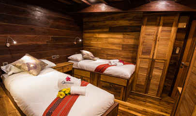 Twin Cabin