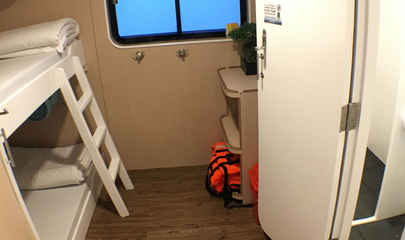 Twin Bunk en-suite Cabin