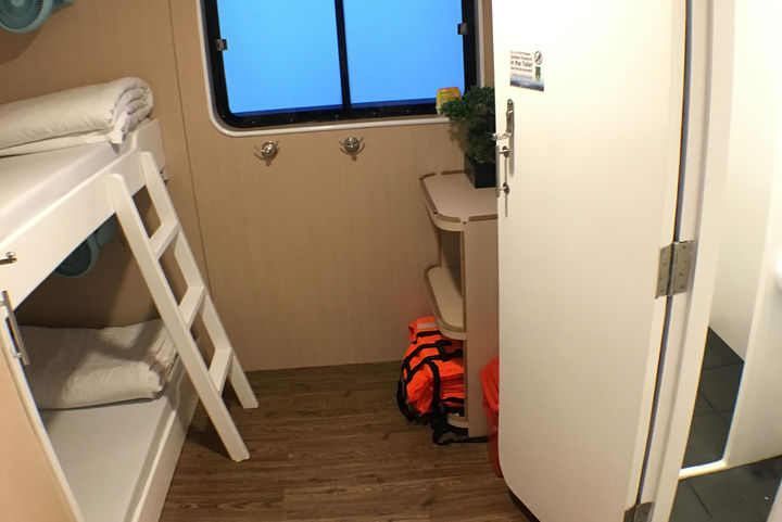 Twin Bunk en-suite Cabin