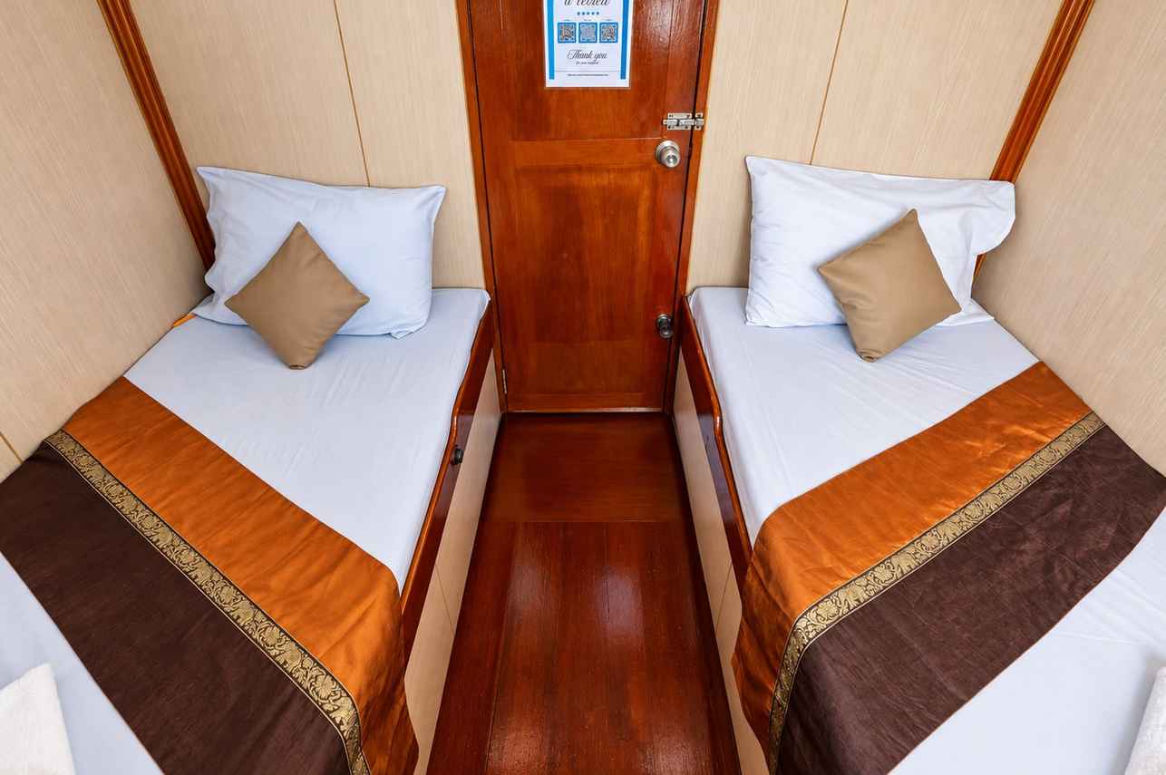 Twin Non Ensuite cabin