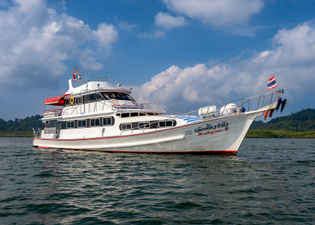 Manta Queen 6
