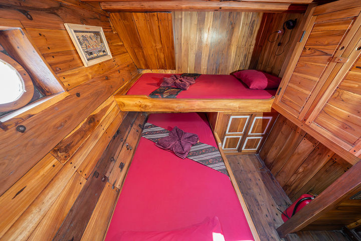 Twin Cabin