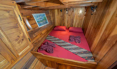 Double Cabin