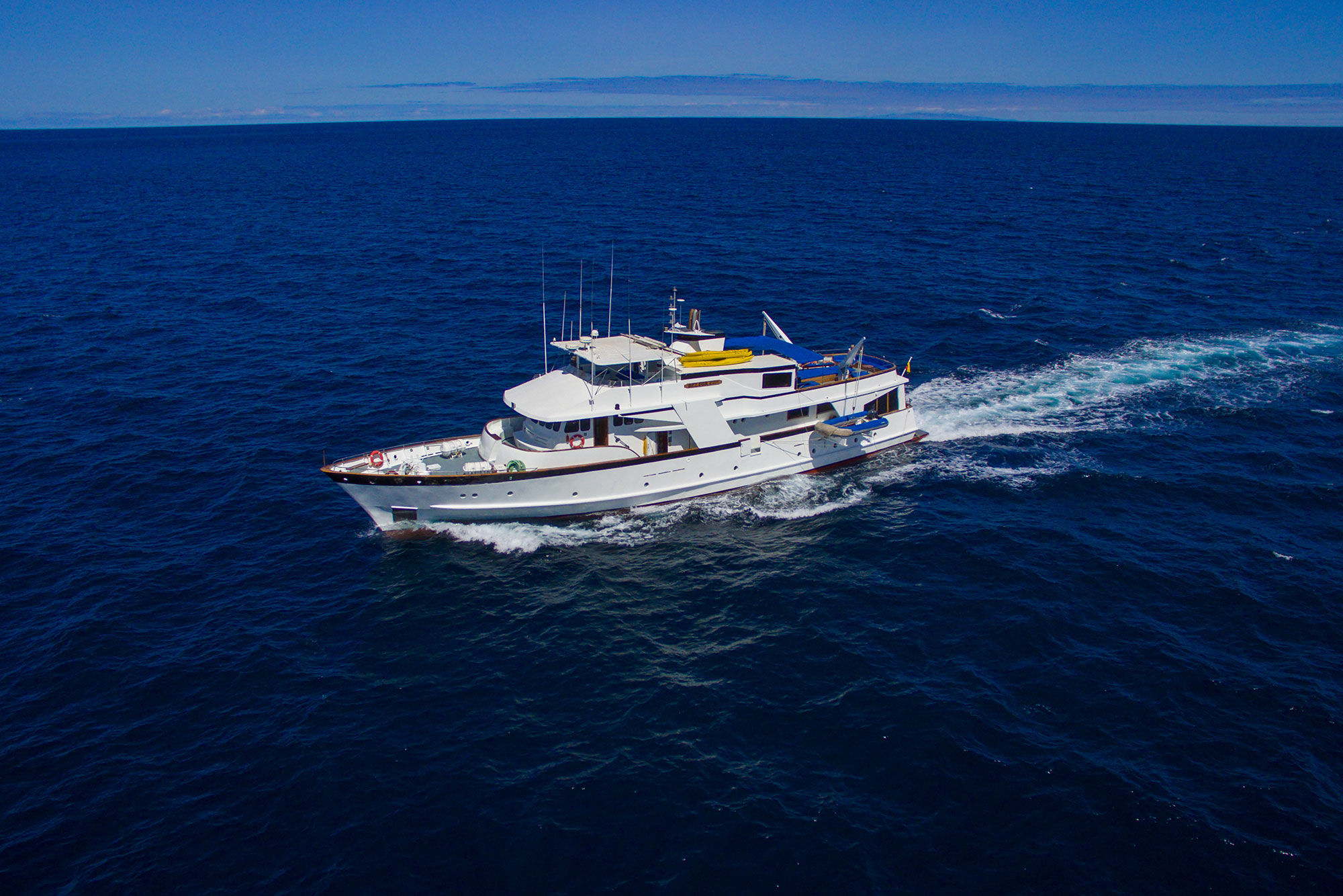 Beluga Yacht Galapagos