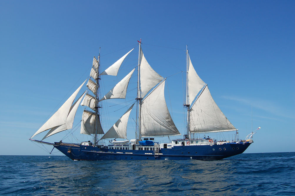 SS Mary Anne Galapagos