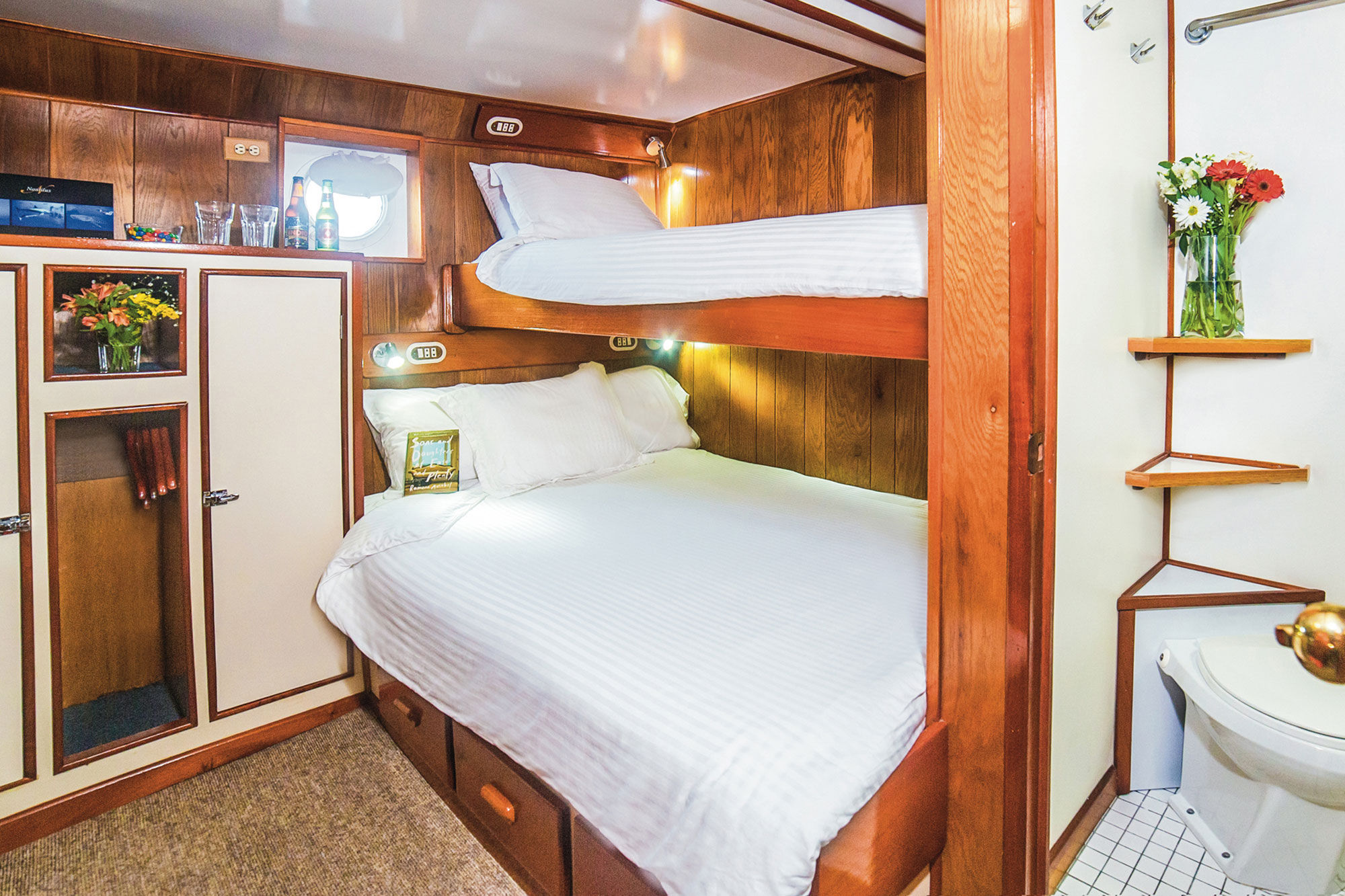 Stateroom  - Nautilus Under Sea