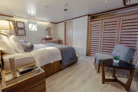 Premium Stateroom (C1-C9)
