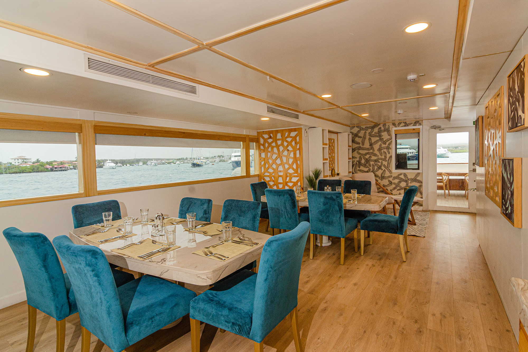 Restaurant - Sea Star Journey