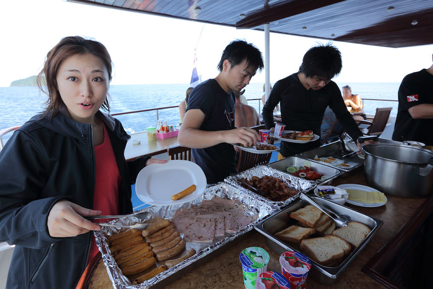 Breakfast Time - MV Hallelujah Thailand