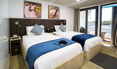 Jr. Suites Upper Deck
