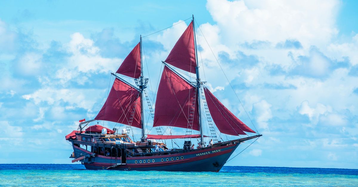 Manta Mae — vessel photograph