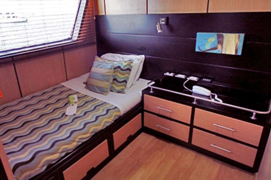 Single Cabins 7 & 8
