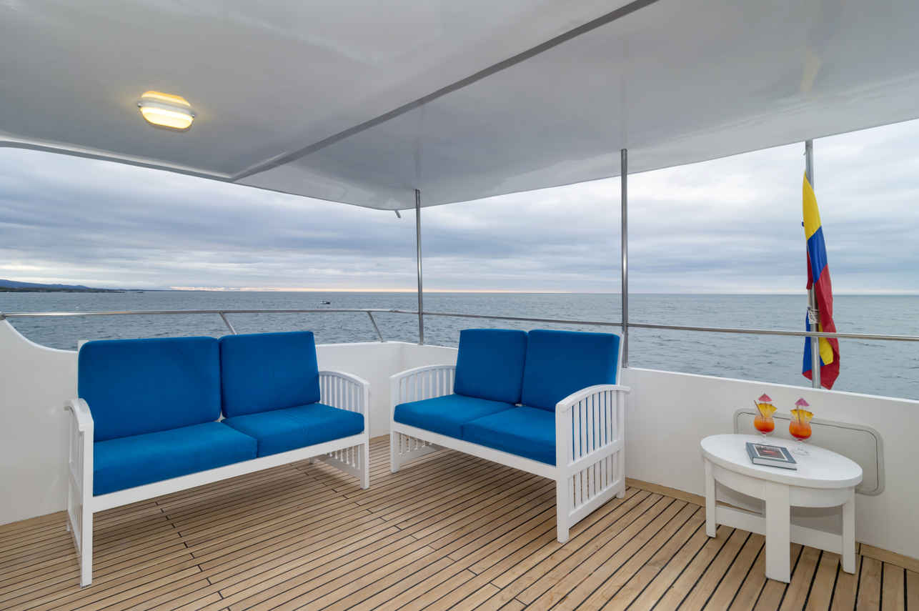 Outdoor Lounge - Tip Top IV