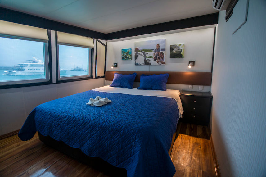 Main Deck Suite - Queen of the Galapagos