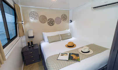Upper Deck Double Cabin