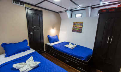 Lower Deck Twin