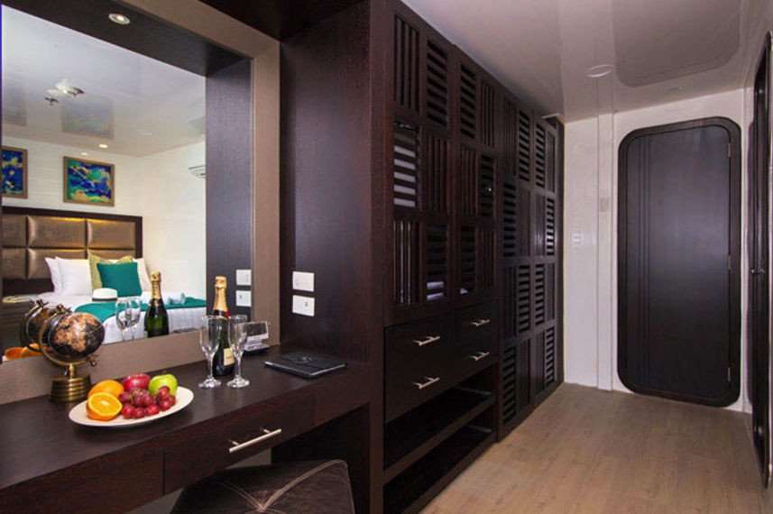 Large comfortable cabins - Alia Galapagos 
