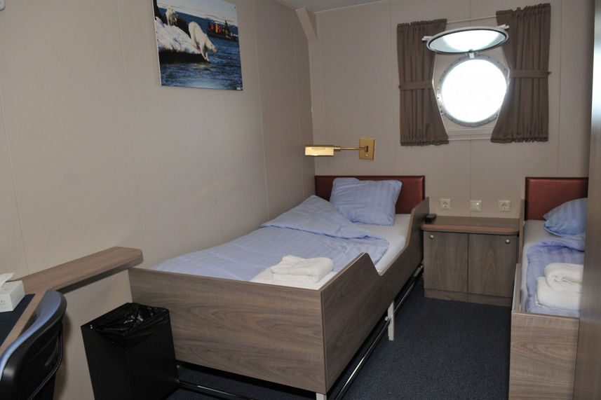 Twin Porthole Cabin