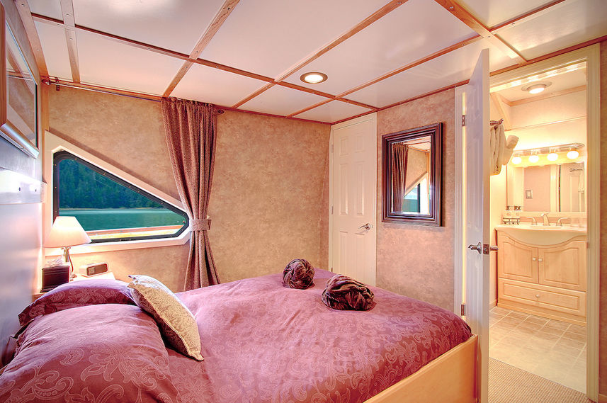 Pathfinder Stateroom