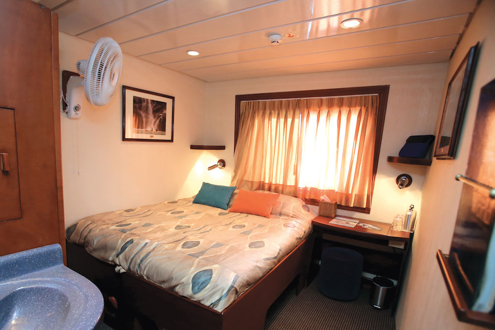 Commander Stateroom - Safari Voyager