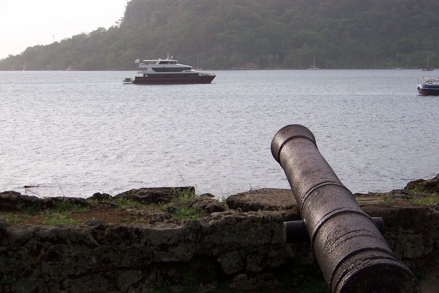 Discovery Panama at Portobelo