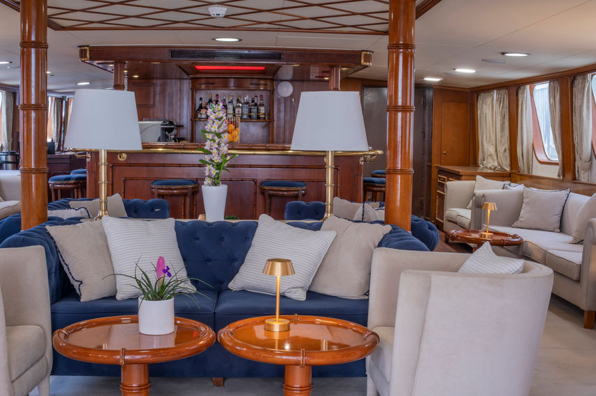 Bar y Salon - Callisto Greece