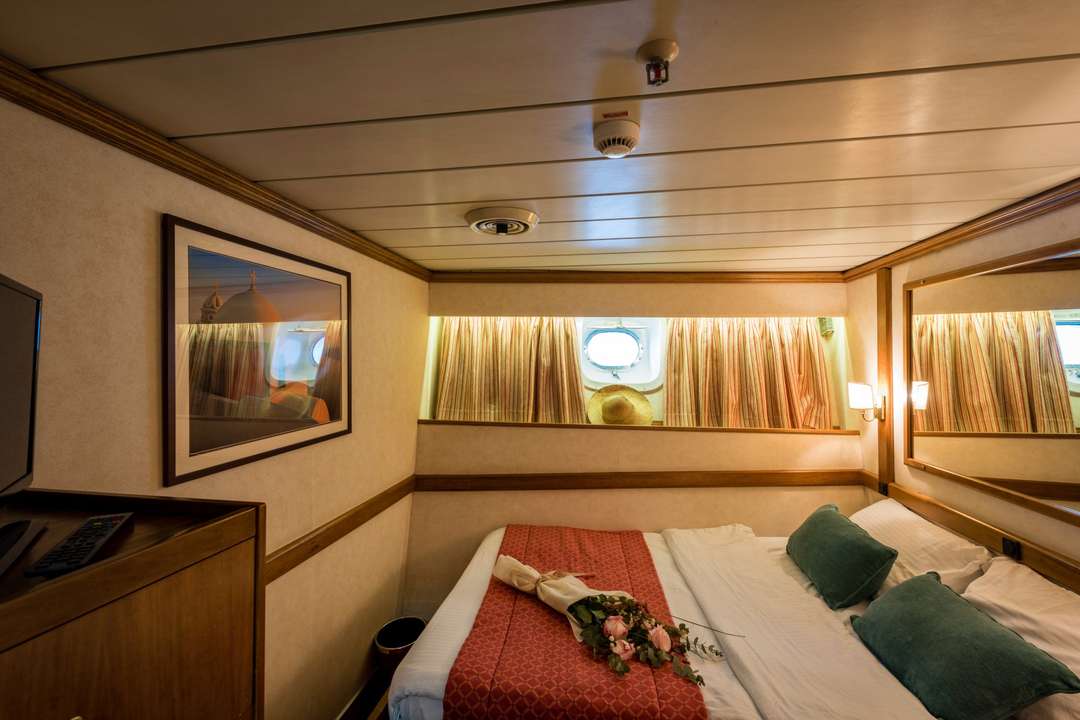#lowerdeckcabin