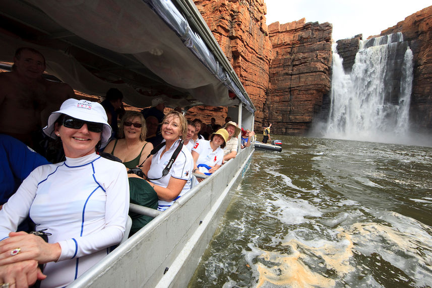 Up close to the King George Falls