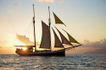 https://img.liveaboard.com/picture_library/boat/5618/sea_pearl_sunset.jpg?tr=w-106,h-70