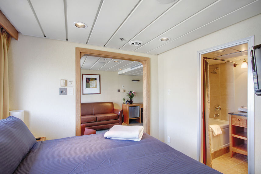 Commodore Suite - Safari Endeavour Alaska