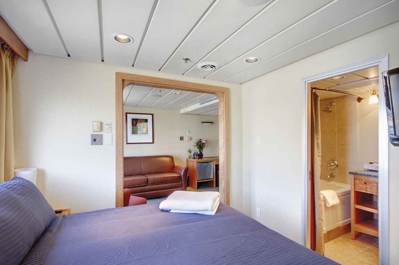 Commodore Suite - Safari Endeavour Alaska