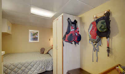 Pathfinder Cabin (300-309)