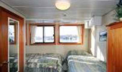 Twin Cabin