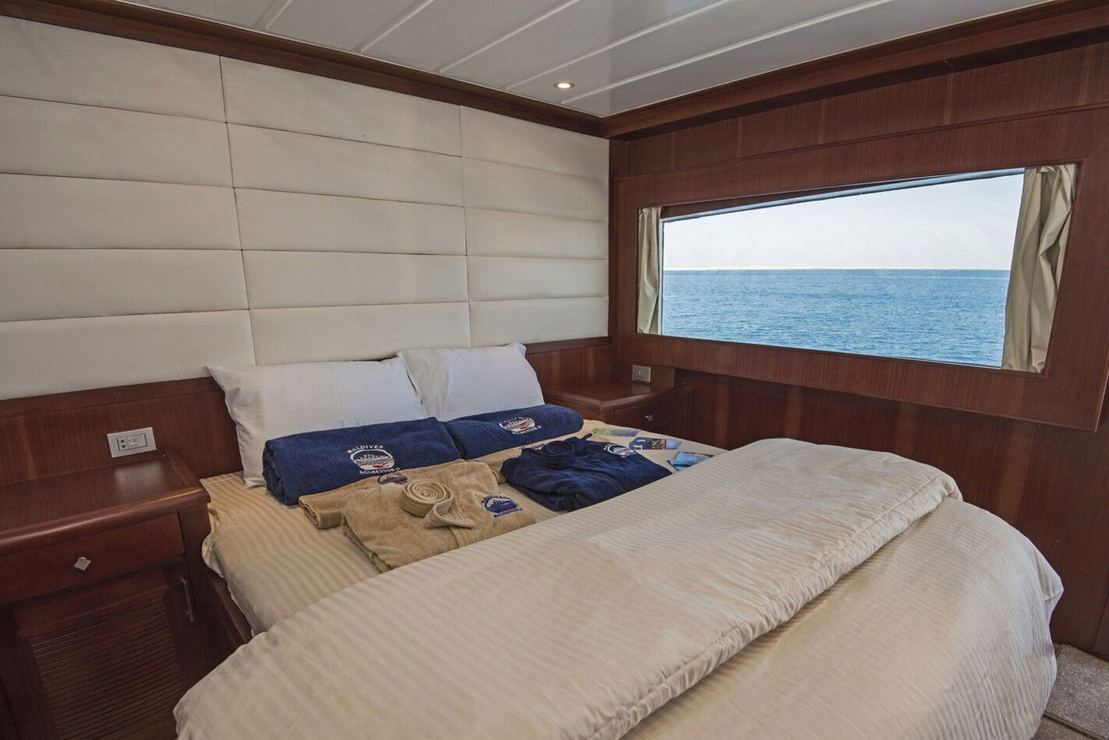 Deluxe Stateroom, photo 1