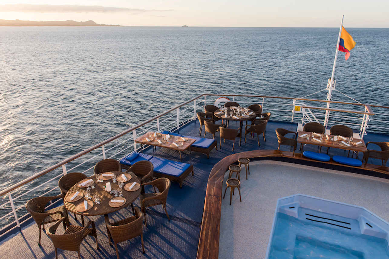 Comedor al Aire Libre - Galapagos Legend