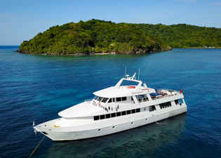Roatan Aggressor