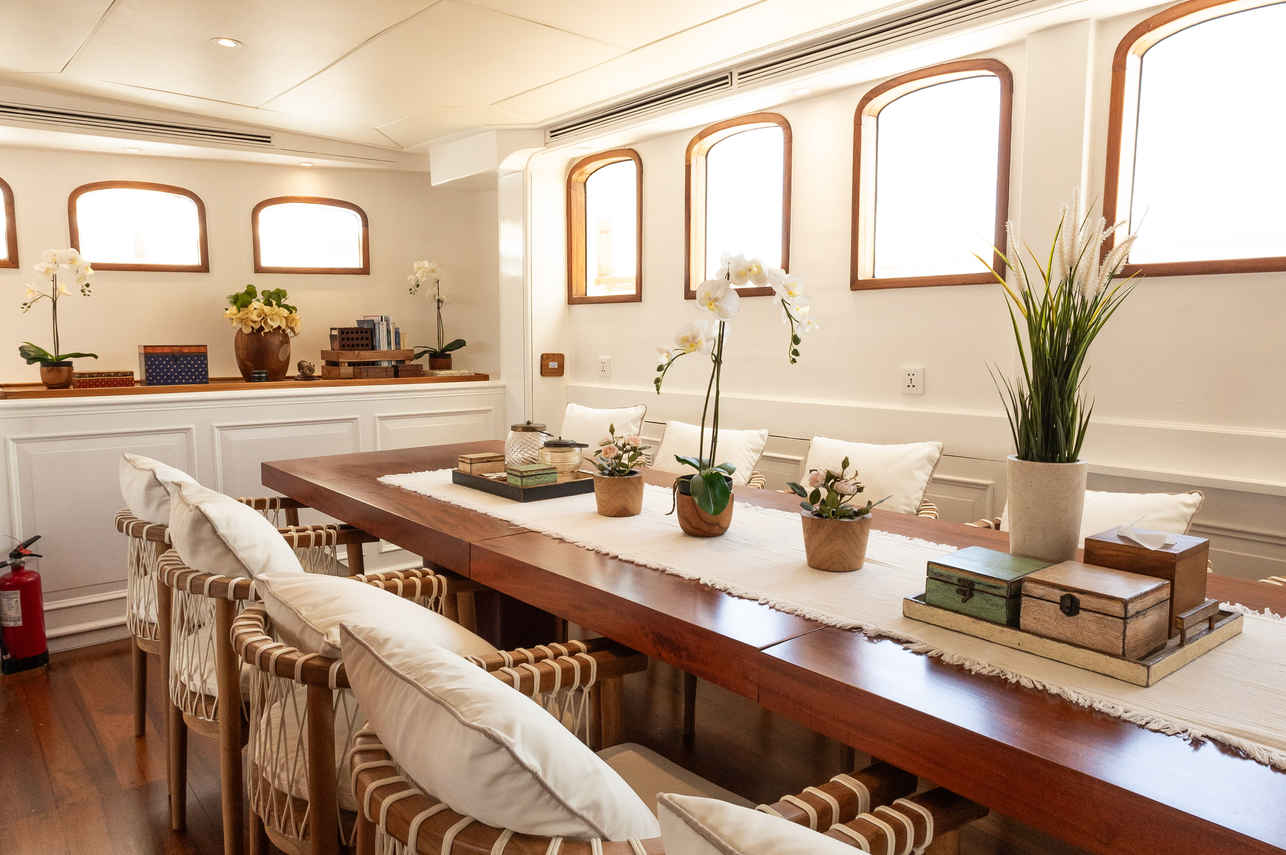 Abendessen im Freien - Mutiara Laut